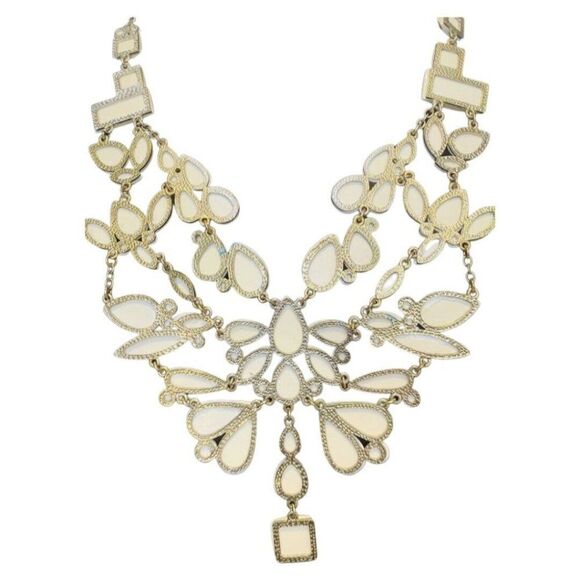 Vintage Off White Floral Imagery Collar Bold Runway Fancy Statement Necklace 26” - Picture 4 of 7